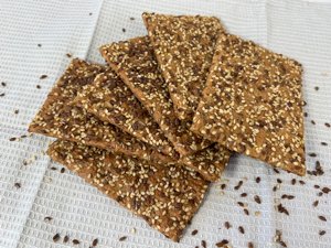 Seeded Salted Crackers
